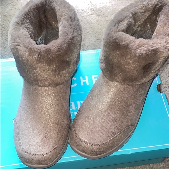 Skechers Tan and Gold Ankle Boots with Plush Lining - Picture 2 of 12